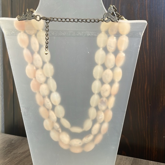 ⭐️Arden B three layered cream & gold tone necklace - Picture 5 of 7